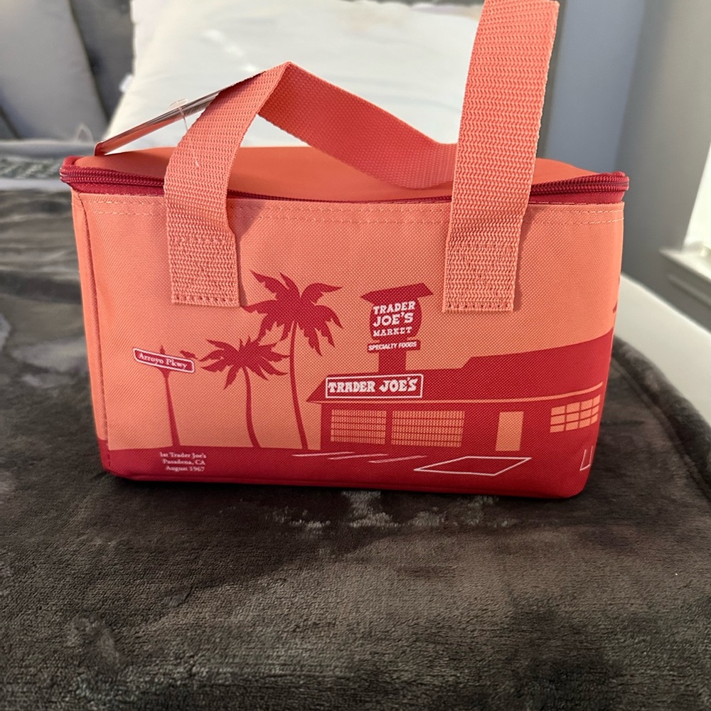 *RARE* Trader Joe's Orange Insulated Lunch Bag